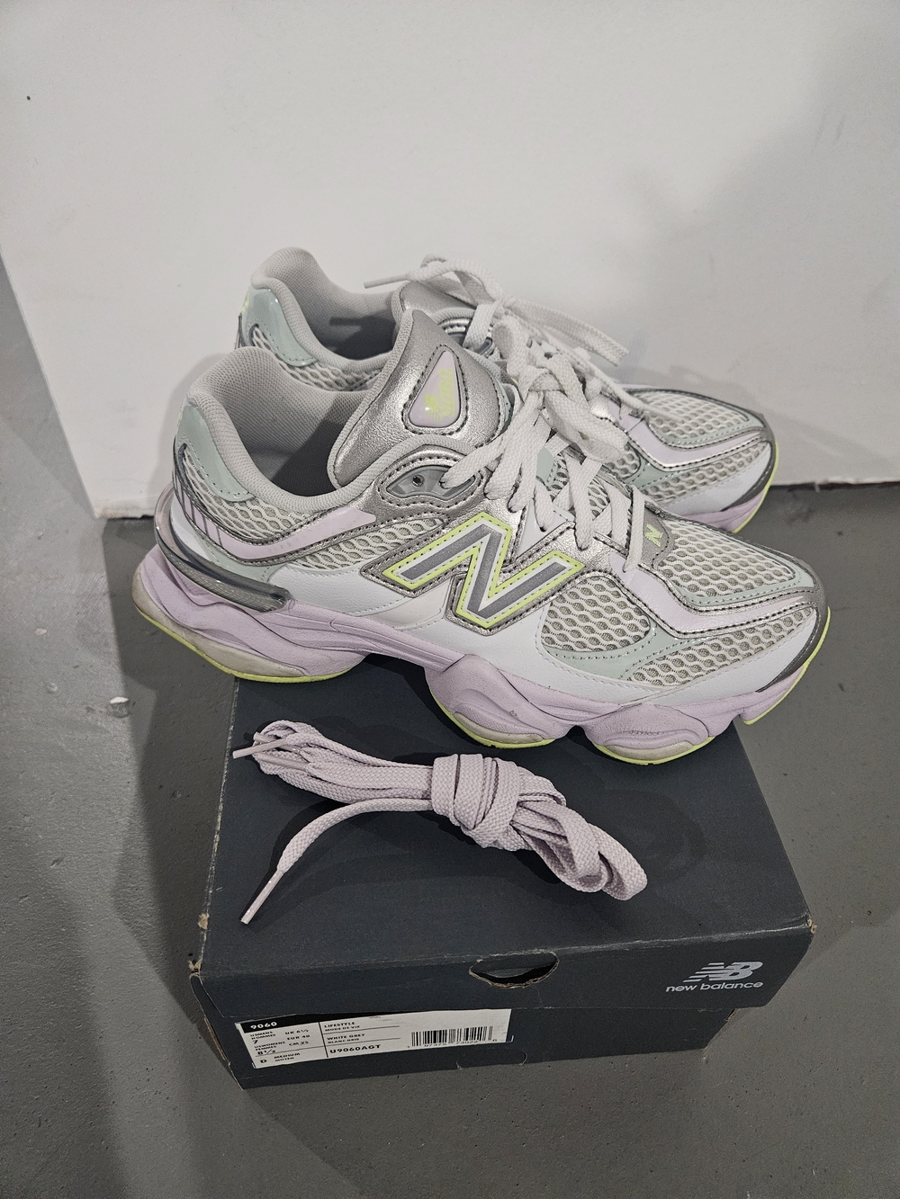 New Balance Women's 9060 Pastel White & Lilac Sneakers - Picture 2 of 4